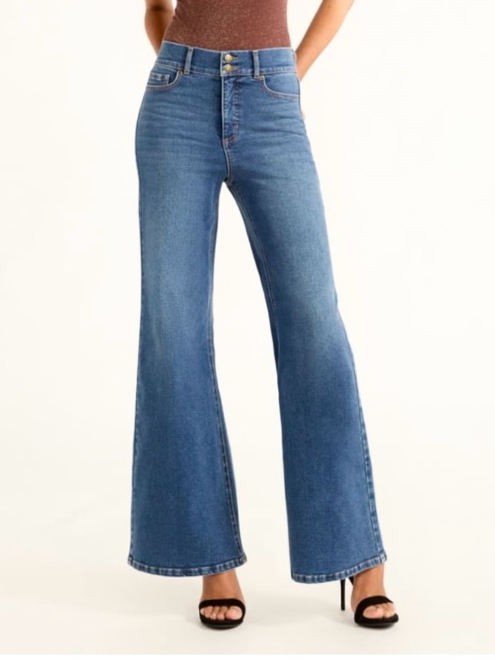 Sofia Vergara Margot Super High Rise Wide Leg Flare Jeans Double Button